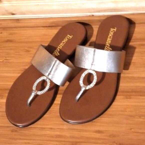 Toscanella Italy Silver Metallic Leather Sandals Rhinestone Ring Thong Size 8 - Picture 4 of 7